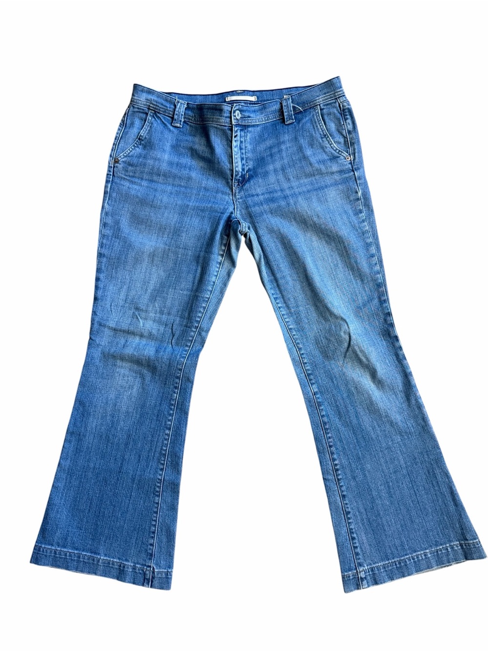 Women’s Gap 1969 Size 14 wide-leg flared jeans! Light wash! 99%cotton! So cute!